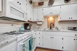 1729 Arbor Way - Image 2
