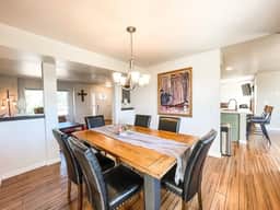 1040 Pond Side - Image 4