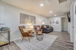 217 W Taylor Unit 2 - Image 5