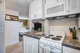6718 Omaha UNIT B - Image 3