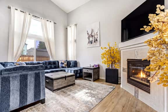 2636 Weyburn Way - Image 1