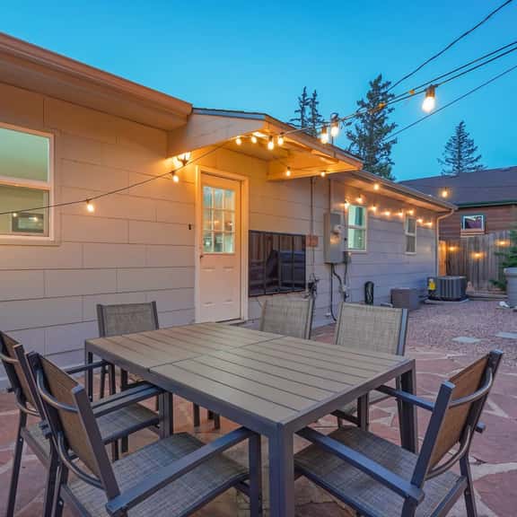 9955 Mesa - Image 1