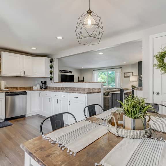 7173 Palmer Park - Image 1