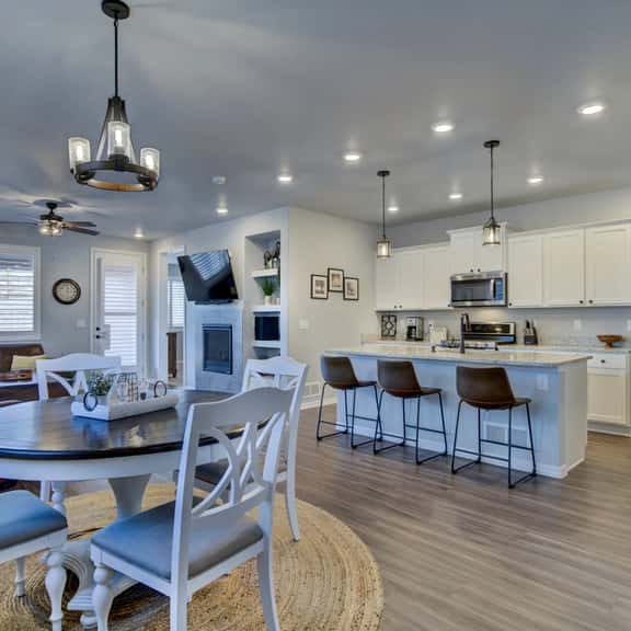 5726 Heathland - Image 1