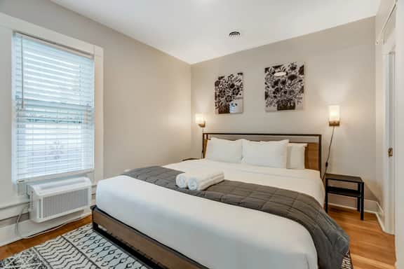 630 E Willamette - Image 4