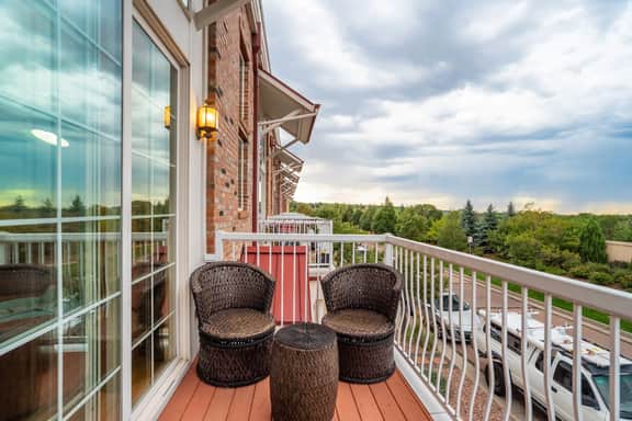224_200 Writers Way - Image 5