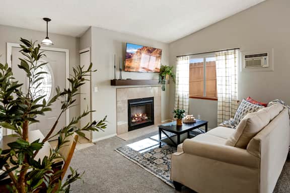 3717 N Hancock - Image 2