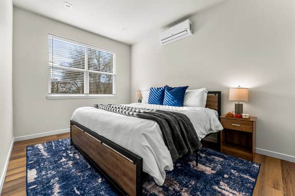 513 S El Paso - Image 4