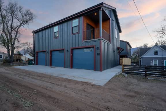 513 S El Paso - Image 5