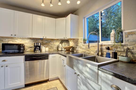 214 N 20th - Image 3