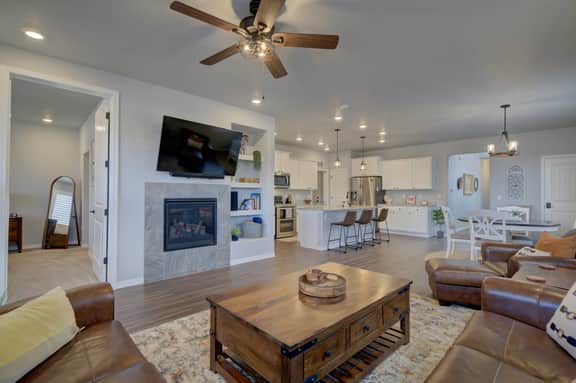 5726 Heathland - Image 3