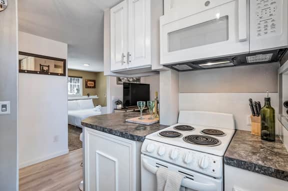 6718 Omaha UNIT B - Image 3