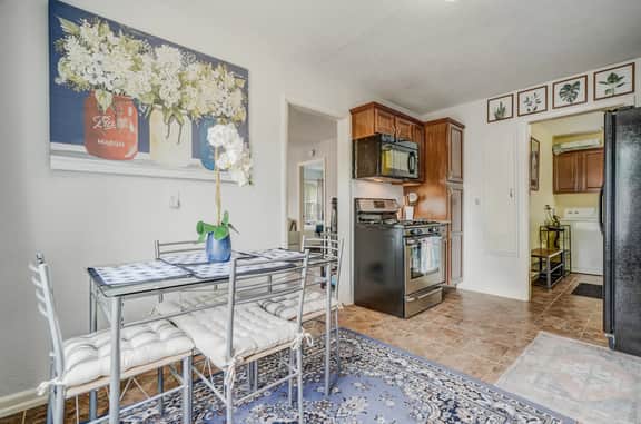 1017 E Uintah - Image 5